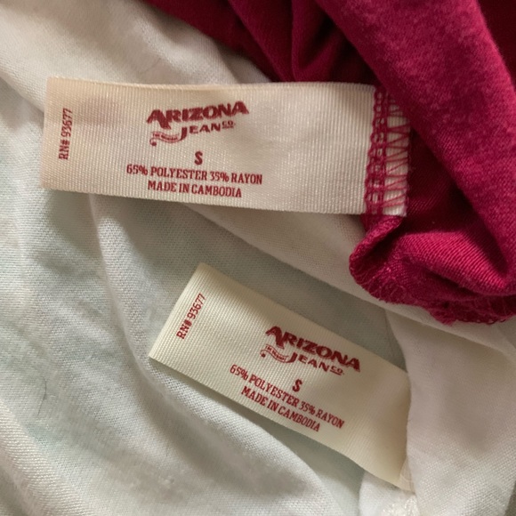 ⭐️Muscle tank bundle - Picture 4 of 5